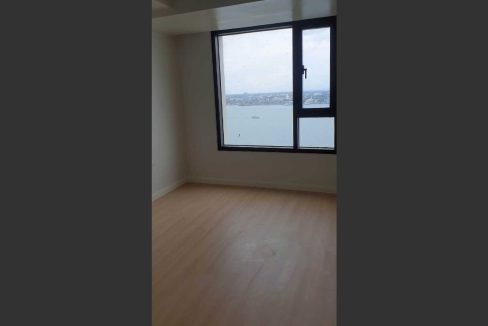 72-Resale-Mandaue-Mandani-Bay-Suites-2BR-2-bed1