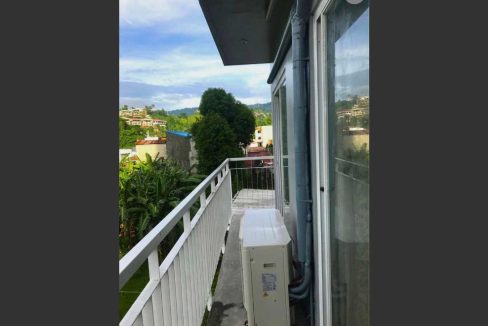 lahug-rent-105-mivesa-1br-2-balcony1