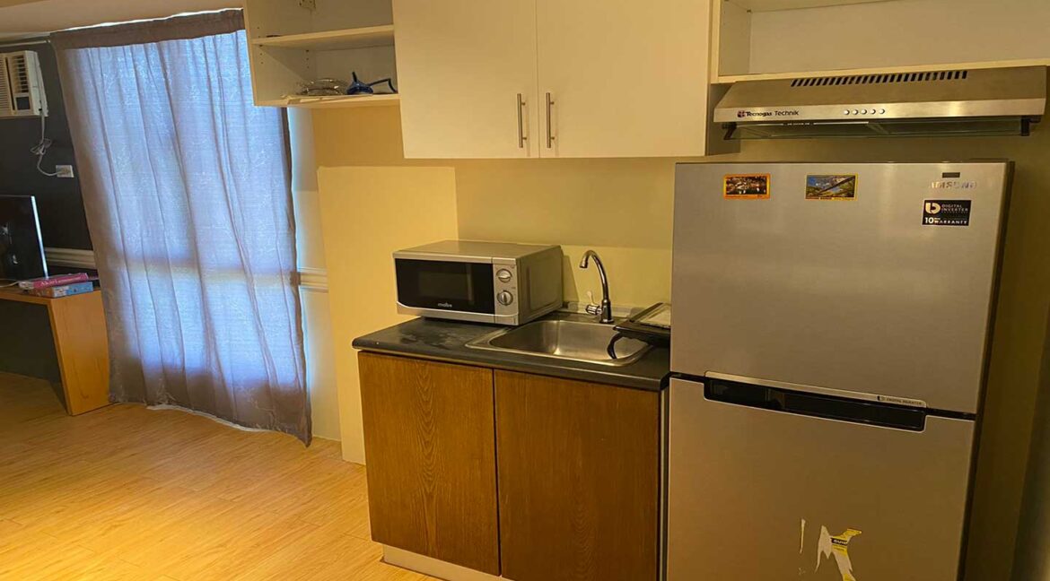 it-park-rent-201-avida-towers-1br-4-kitchen1