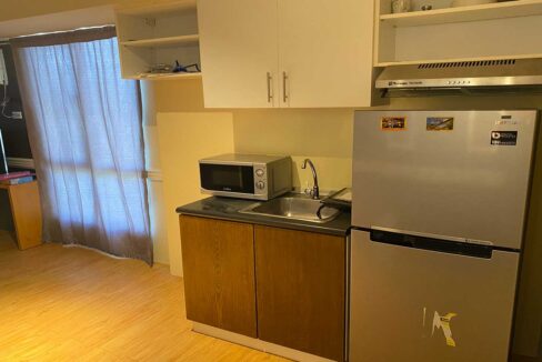 it-park-rent-201-avida-towers-1br-4-kitchen1