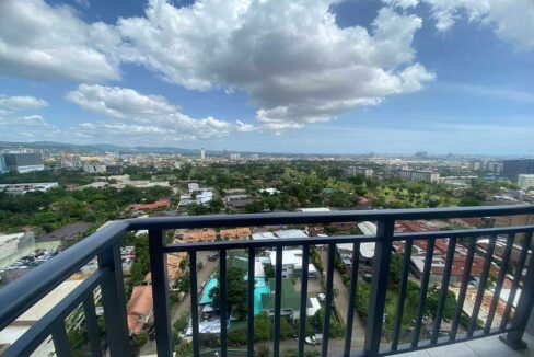 80-resale-grand-residences-s-2-balcony1