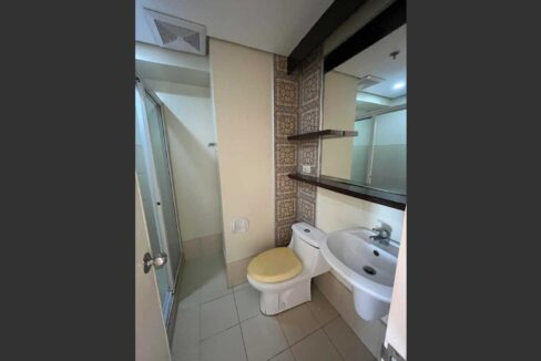 it-park-rent-209-avida-tower-s-3-bath1