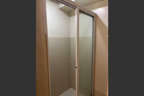 it-park-rent-209-avida-tower-s-3-bath2