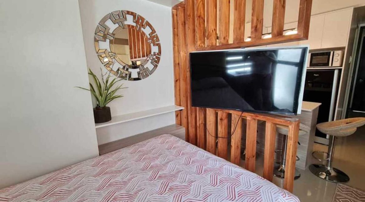 Mabolo-Garden-Flats-Studio 02