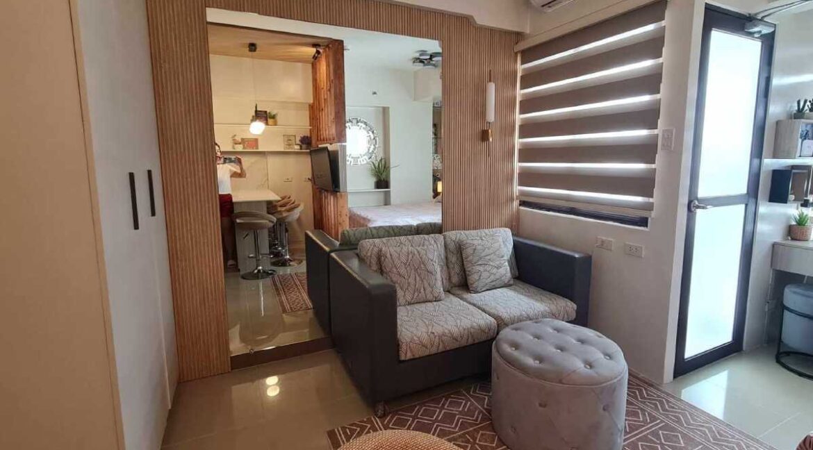 Mabolo-Garden-Flats-Studio 05