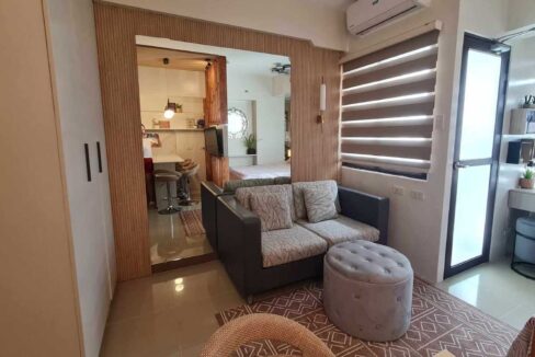 Mabolo-Garden-Flats-Studio 05
