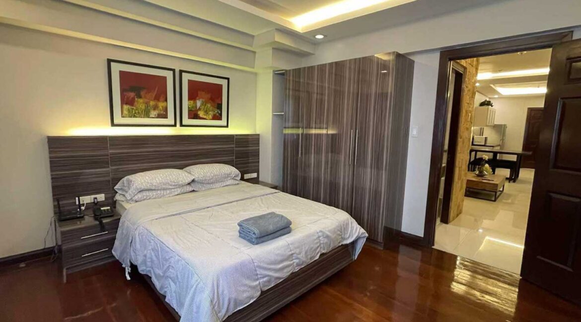 AVALON-1BR-VIR-01