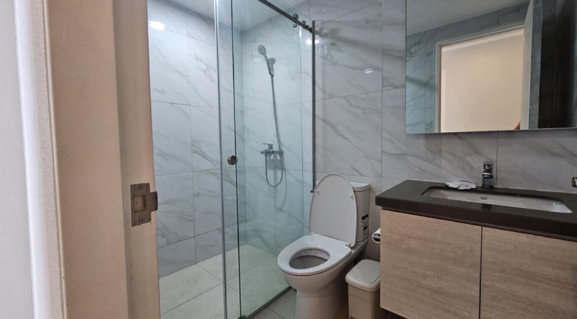 Mandani Bay suite- 2BR for Rent & For Sale- 08