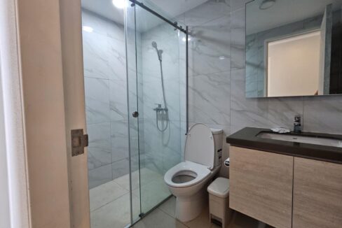Mandani Bay suite- 2BR for Rent & For Sale- 08