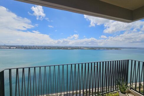 Mandani Bay suite- 2BR for Rent & For Sale- 10