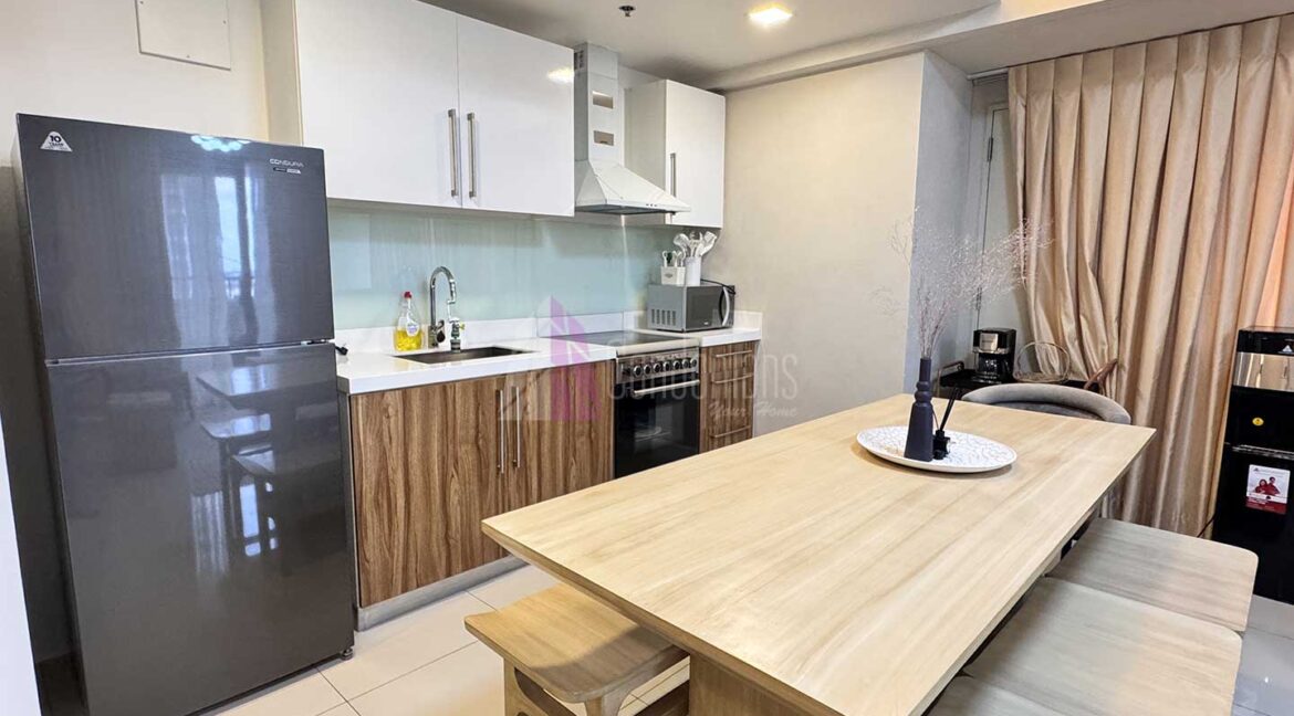 alcoves-1br-mid-floor-02