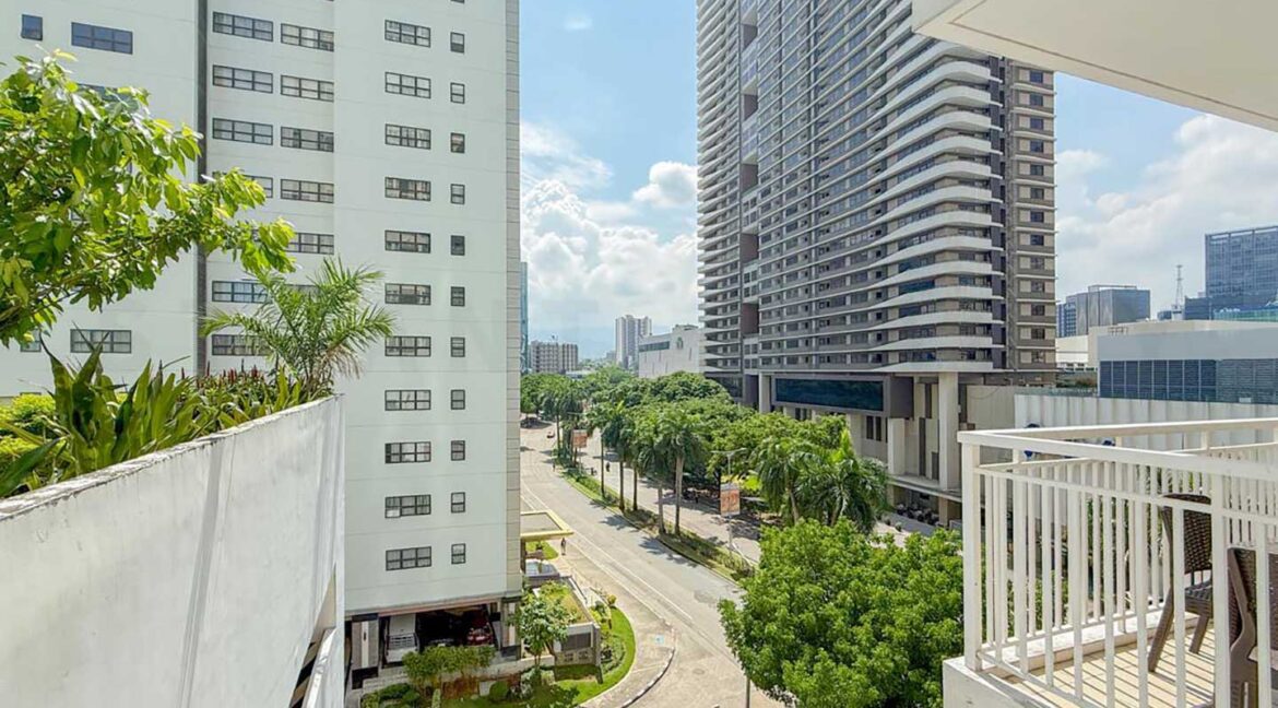 solinea-1br-garden-15