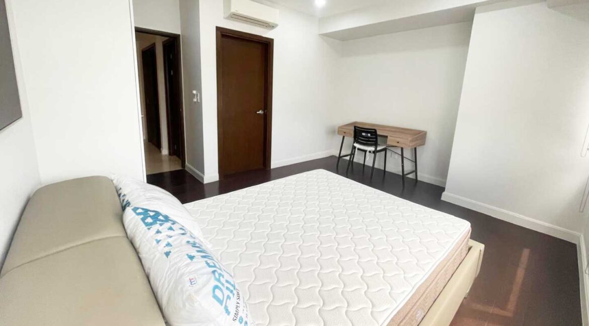 alcoves-1br-mountain-07