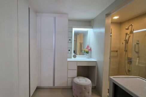 calyx-centre-it-park=1br-01