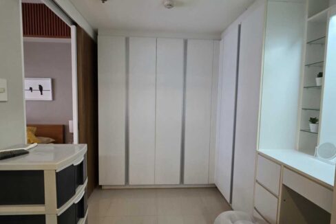 calyx-centre-it-park=1br-06